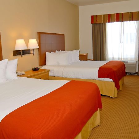 Best Western Wapakoneta Inn Pokoj fotografie
